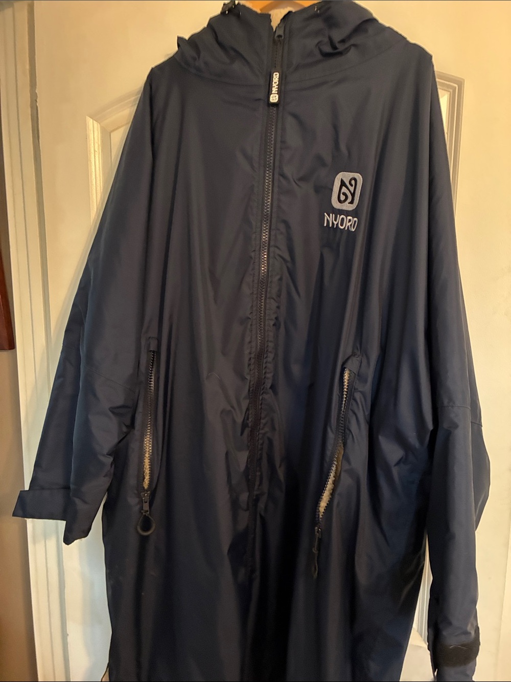 Nyord Primalift Outdoor Changing Robe - L